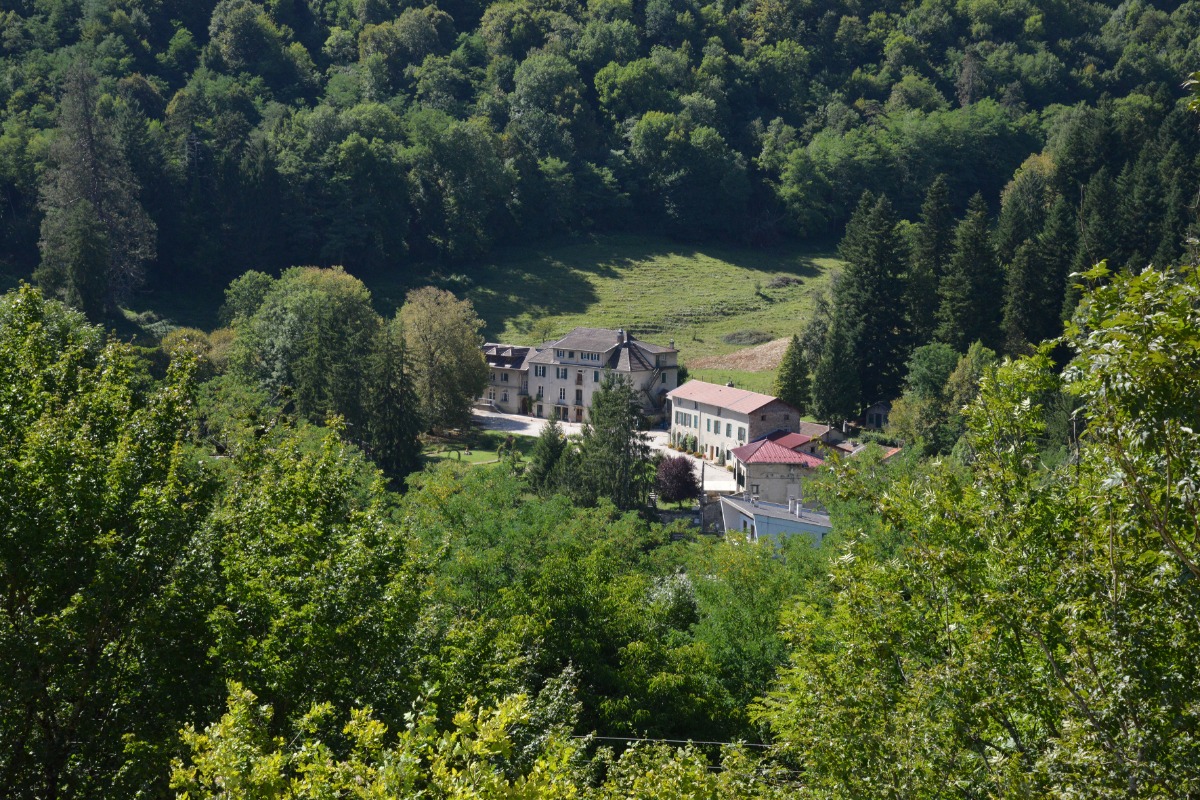 Abbaye de Saint Rambert en Bugey - Au coeur de la nature - Chambre d'hôtes - Saint-Rambert-en-Bugey