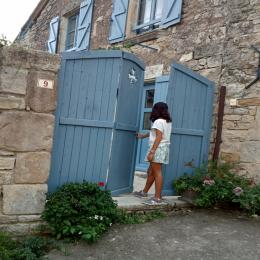 Gite les volets bleus, la façade - Location de vacances - Sévérac-le-Château