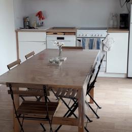 La cuisine - salle à manger - Location de vacances - Bernières-sur-Mer