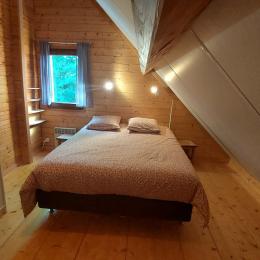 Chambre 2 avec lit 160*200 - Location de vacances - Beaulieu