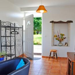 entrée - Location de vacances - La Gripperie-Saint-Symphorien