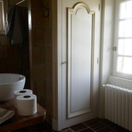 La salle d'eau privative - Chambre d'hôtes - Mortagne-sur-Gironde