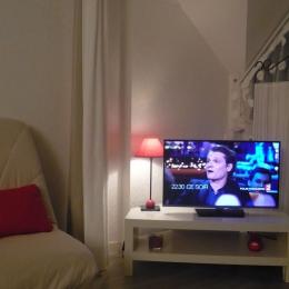 TV avec prise USB+ LiveBox et Wifi - Location de vacances - Perros-Guirec