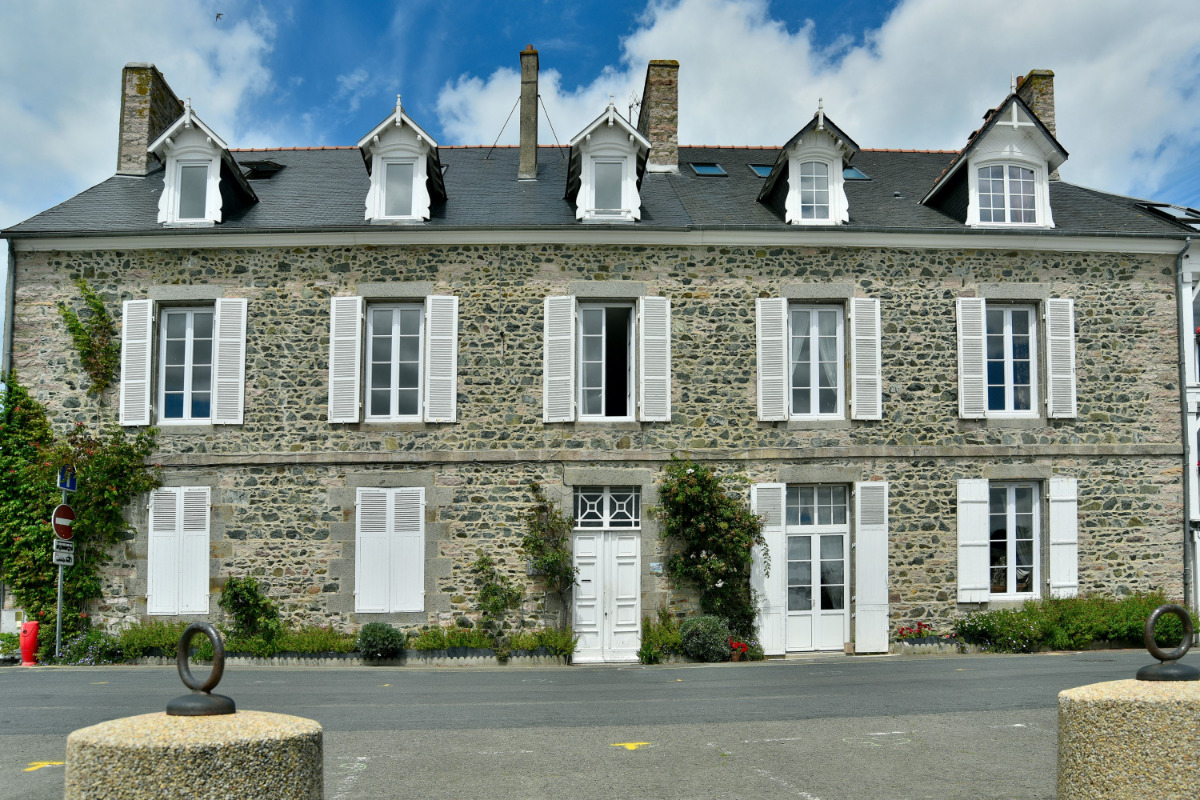 Maison d'armateur, appartement RdCh droit - Location de vacances - Pléneuf-Val-André
