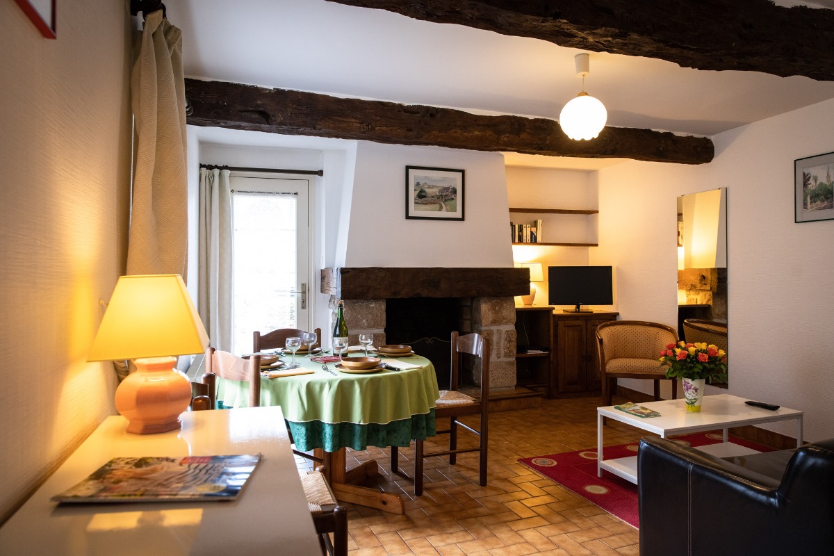 La maison de Marilou, location L'Ile à Bois en plein coeur du vieux Paimpol (Côtes d'Armor, Bretagne) - salon - Location de vacances - Paimpol