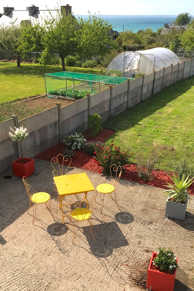 petite terrasse en bord de terrain - Location de vacances - Planguenoual