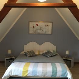 Chambre avec lit de 160x200 - Location de vacances - Trégastel