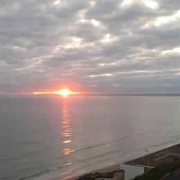 Appartement duplex, coucher de soleil, Plage des Rosaires, Plérin - Location de vacances - Plérin