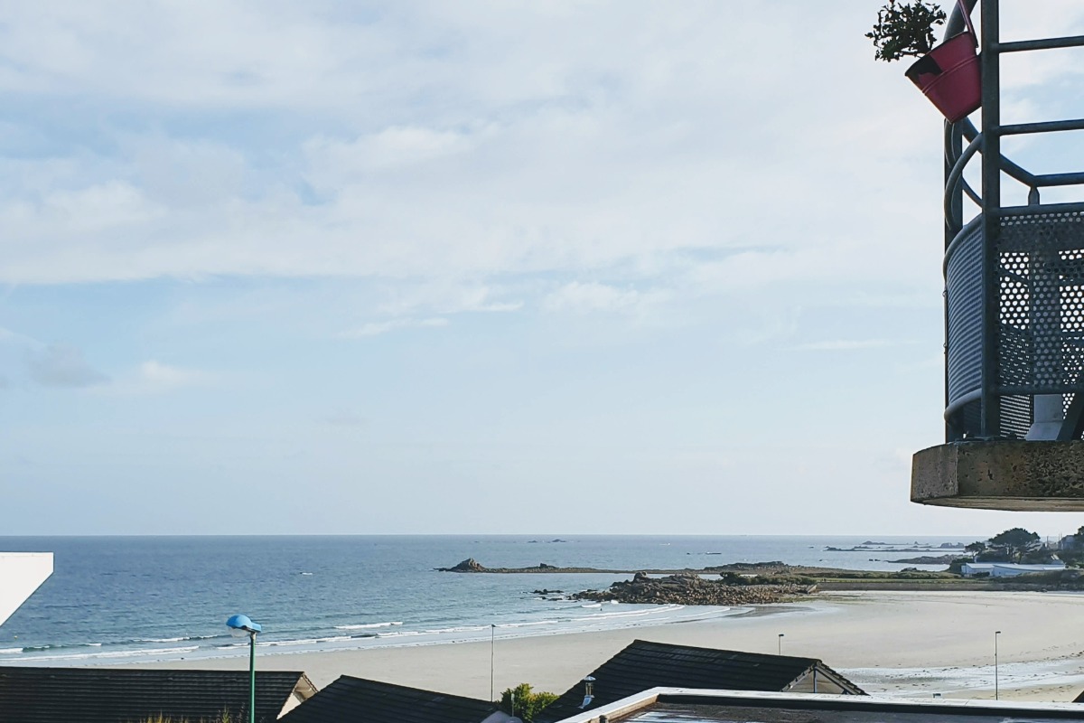 Vue du séjour - Location de vacances - Trévou-Tréguignec