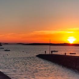 coucher de soleil au port St Sauveur - Location de vacances - Pleumeur-Bodou