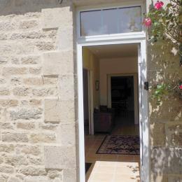 DANS UN SITE MAGNIFIQUE LE LONG DU LEGUER - GITE POUR 2 PERSONNES - LANNION SERVEL - COTES D'ARMOR - BRETAGNE - l'entrée - Location de vacances - Lannion