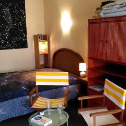 Chambre avec mini salon et cadeaux de bienvenue - Location de vacances - Saint-Samson-sur-Rance