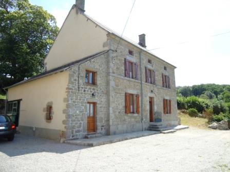 Spacieux gîte dans une maison du XIXème siècle rénovée, 12 personnes en Creuse - Location de vacances - La Serre-Bussière-Vieille