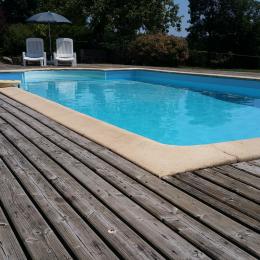 Gîte La Fourniale avec piscine à Flayat en Creuse limite Auvergne et Limousin - Location de vacances - Flayat