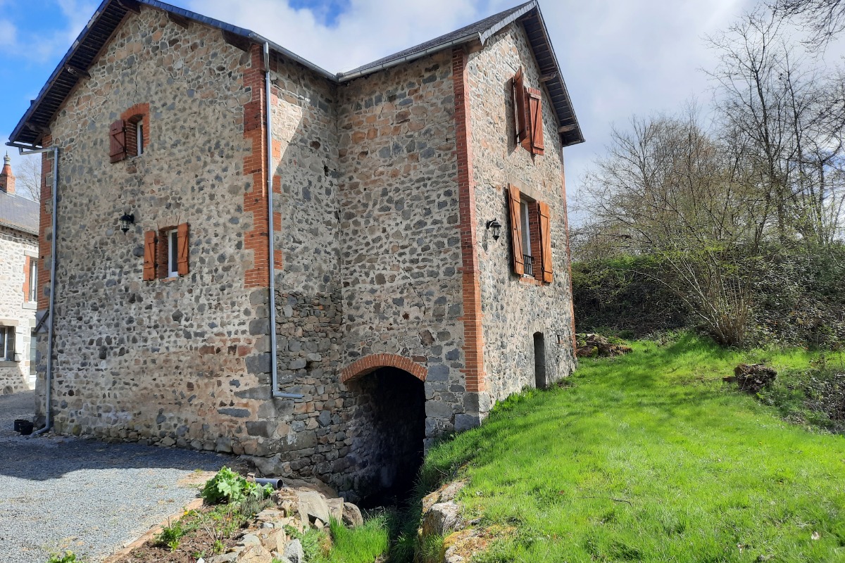 Vue du Moulin depuis l'extérieur - Location de vacances - Verneiges