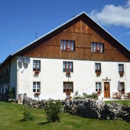 Grande maison typique du Doubs - Chambre d'hôtes - Fournet-Blancheroche