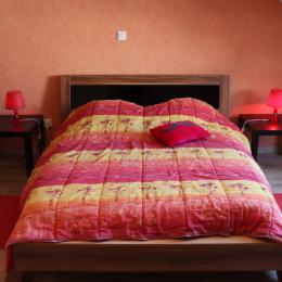 chambre 1 - Location de vacances - Épeugney