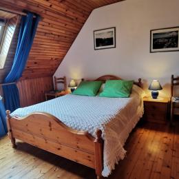 Chambre avec lit 140 - Location de vacances - Crozon