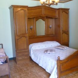 Chambre avec 1 lit 140 - Location de vacances - Moëlan-sur-Mer