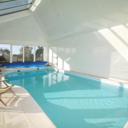 la villa Lara et sa piscine chauffée à 30 ° - Location de vacances - Sibiril