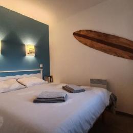 Chambre avec lit 140 - Location de vacances - Fouesnant