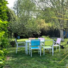 Salon de jardin avec barbecue - Location de vacances - Fouesnant