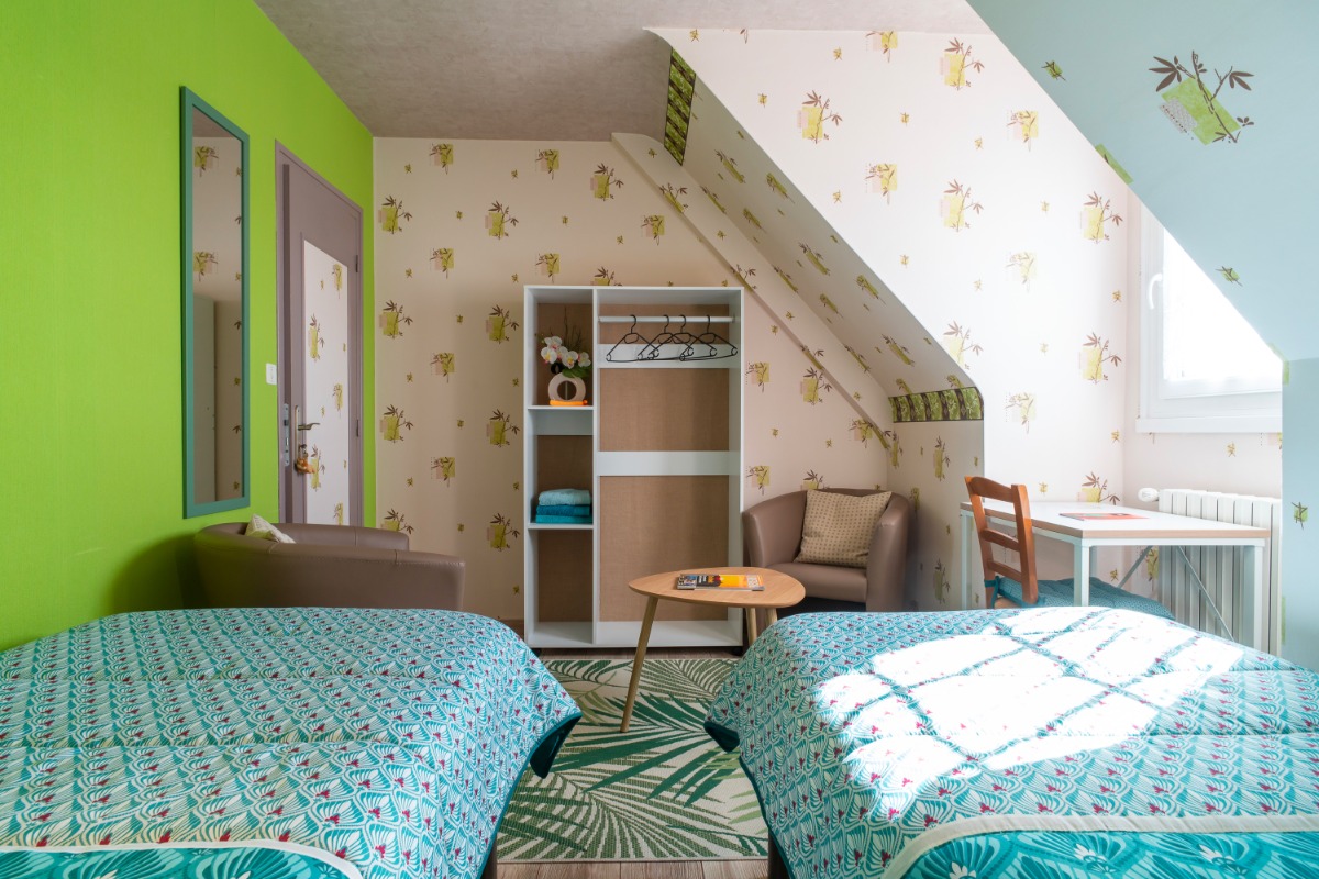 Etage: Chambre n°4 avec 2 lits  90 - Chambre d'hôtes - Carhaix-Plouguer