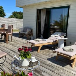 Terrasse très agréable pour la détente - Chambre d'hôtes - Plounévez-Lochrist