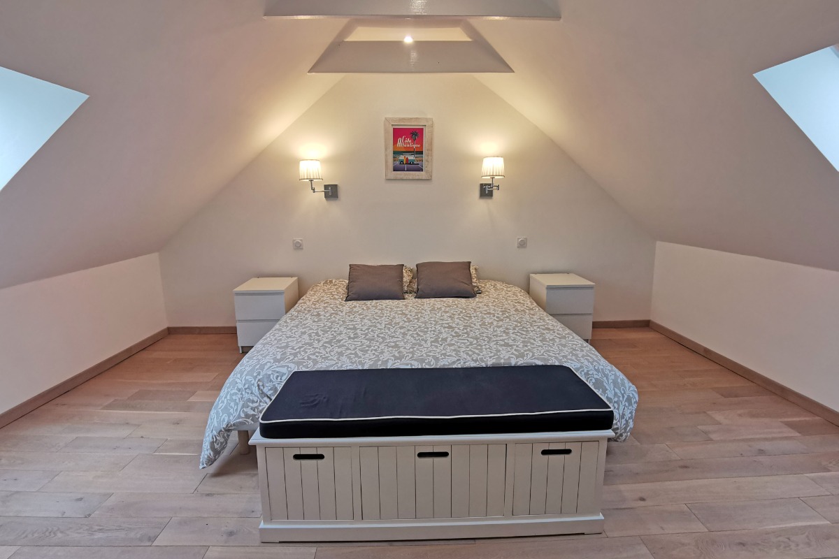 Chambre N°1 avec un lit de 180 cm  - Chambre d'hôtes - Gouesnach
