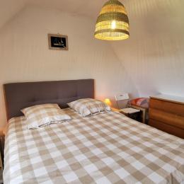 Chambre 1 avec 1 lit de 160 - Location de vacances - Telgruc-sur-Mer