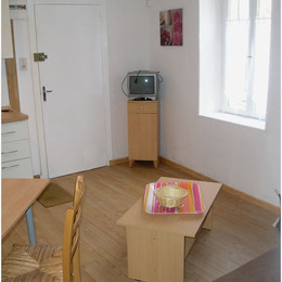 Résidence La Clé des Sources - Appartement n°5, location meublée thermale à Néris-les-Bains - Location de vacances - Néris-les-Bains