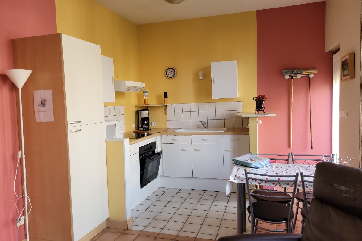 appartement N° 3 Séjour cuisine - Location de vacances - Néris-les-Bains