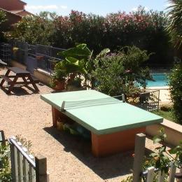 ping pong et piscine - Location de vacances - Boisset-et-Gaujac