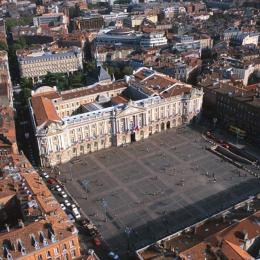 Toulouse Vue Place du Capitole - Location de vacances - Toulouse