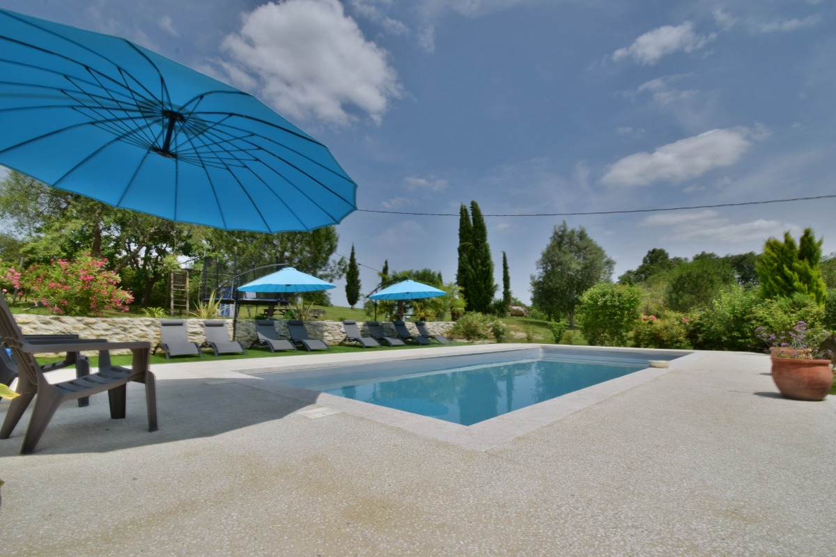 Espace piscine - Location de vacances - Castelnau-sur-l'Auvignon