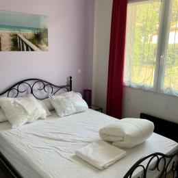 Chambre avec lit en 140 - Location de vacances - Barbotan Les Thermes