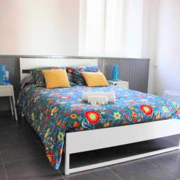 Chambre rez de chaussée - Location de vacances - Couloumé-Mondebat