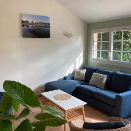 Côté salon : le Pigeonnier - Chateau la Gontrie - Location de vacances - Saint-Caprais-de-Bordeaux