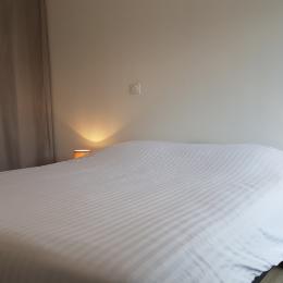 La première chambre indépendante (lit 160cm) - Gîte Monalisa - Location de vacances - Baguer-Pican