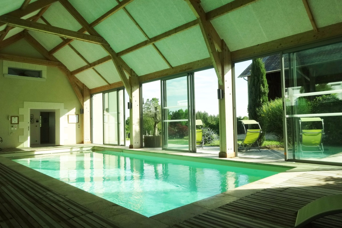 piscine couverte et chauffée - Location de vacances - Varennes-sur-Fouzon