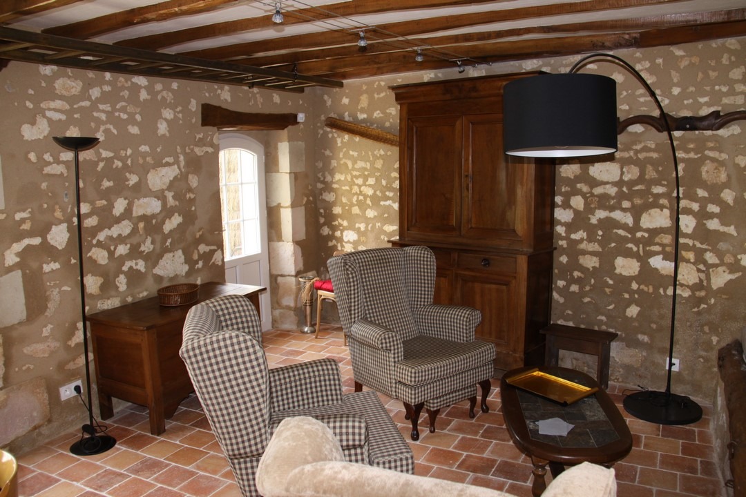Coin salon de la salle de séjour - Location de vacances - Tournon-Saint-Pierre