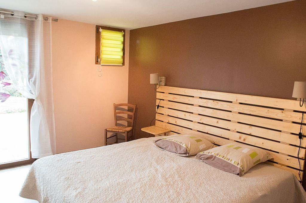 Chambres d'hôtes entre Lyon et Grenoble proche Bourgoin Jallieu - chambre avec 2 lits 1 personne jumelés - Chambre d'hôtes - Meyrié