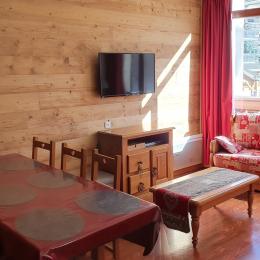 Appartement aux Deux Alpes - Salon avec canapé 2 lits Gigognes - Location de vacances - les Deux Alpes