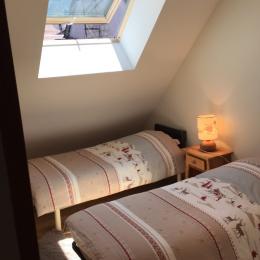 chambre 2 lits 80 - Location de vacances - Le Bourg-d'Oisans