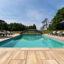 Espace piscine - Location de vacances - La Châtelaine