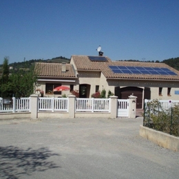Villa dans laquelle se trouve le studio - Location de vacances - Gréoux-les-Bains