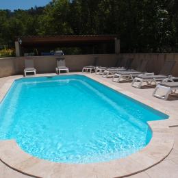  la maison et la piscine - Location de vacances - Esparron-de-Verdon
