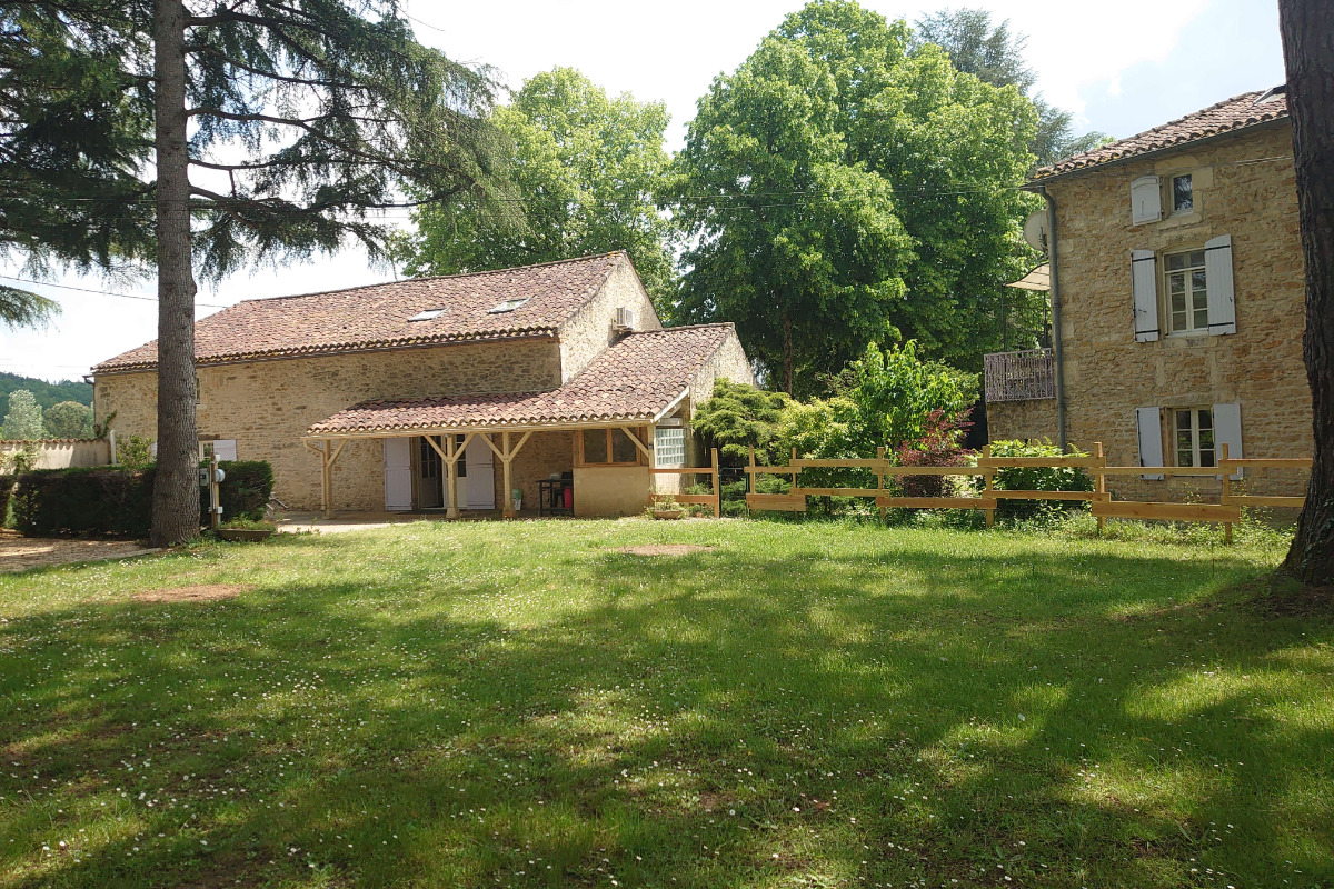 Bâtiment du Gîte - Location de vacances - Duravel