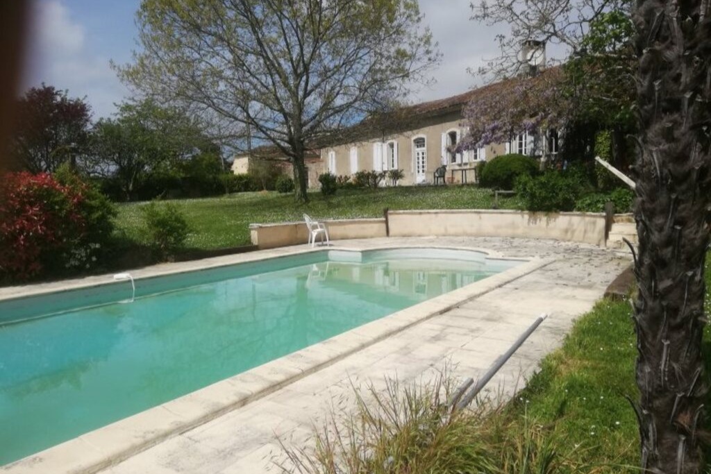 Lot et Garonne - Maison de campagne 4 chambres avec piscine et jardin