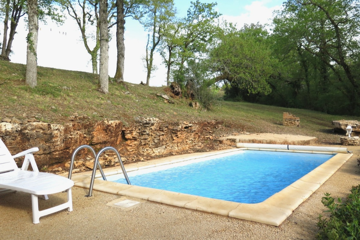 piscine privée - Location de vacances - Blanquefort-sur-Briolance
